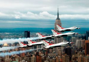 Aviones sobrehilando Nueva York