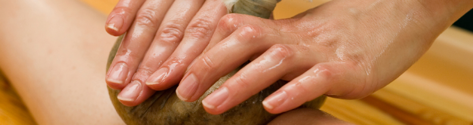 hands oriental massage